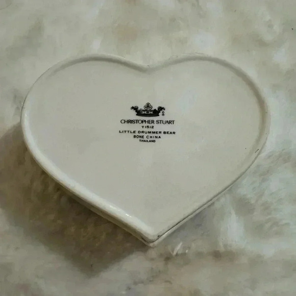Vintage Christmas Little Drummer Bear Heart Shaped Trinket Box Holidays Gift EUC - Picture 5 of 10